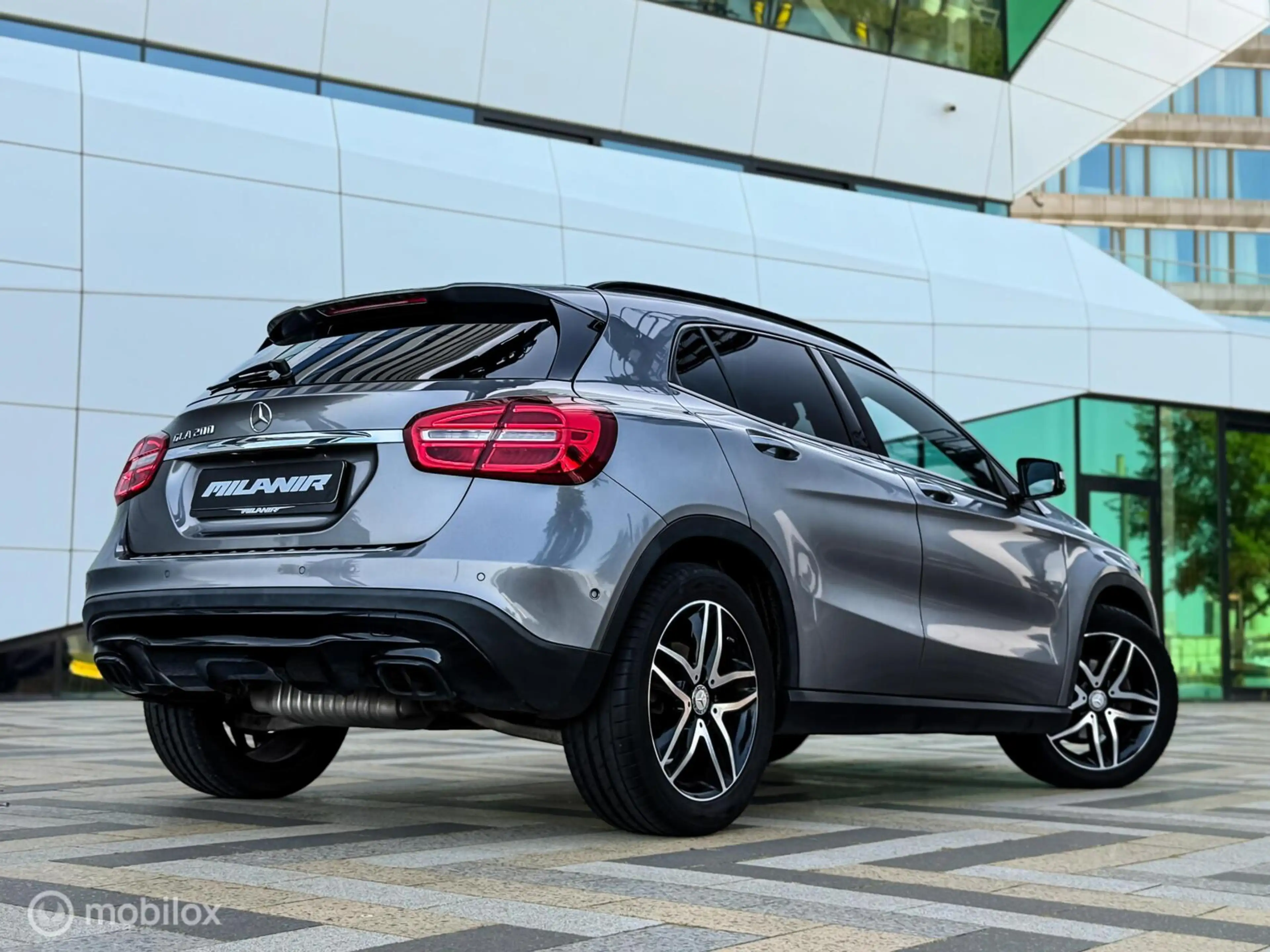 Mercedes-Benz GLA 200 |Pano |Harman & kardon |Blind spot — photo 2