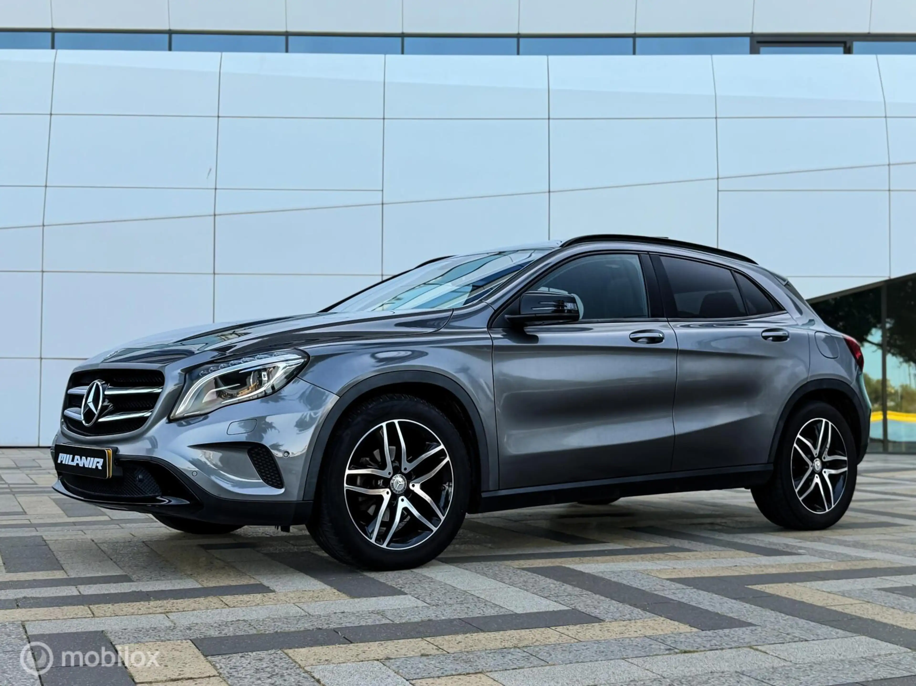 Mercedes-Benz GLA 200 |Pano |Harman & kardon |Blind spot — photo 7