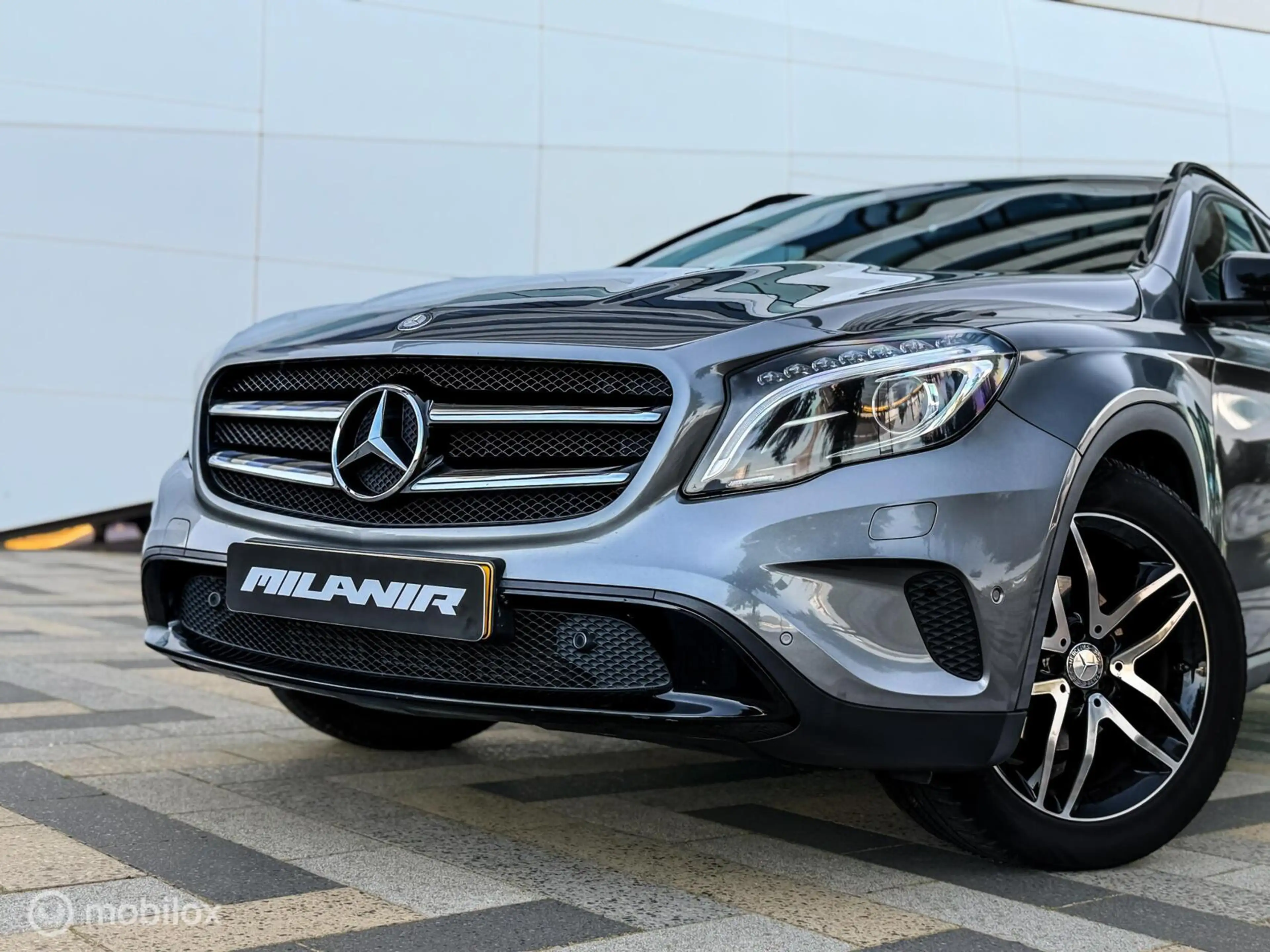 Mercedes-Benz GLA 200 |Pano |Harman & kardon |Blind spot — photo 4