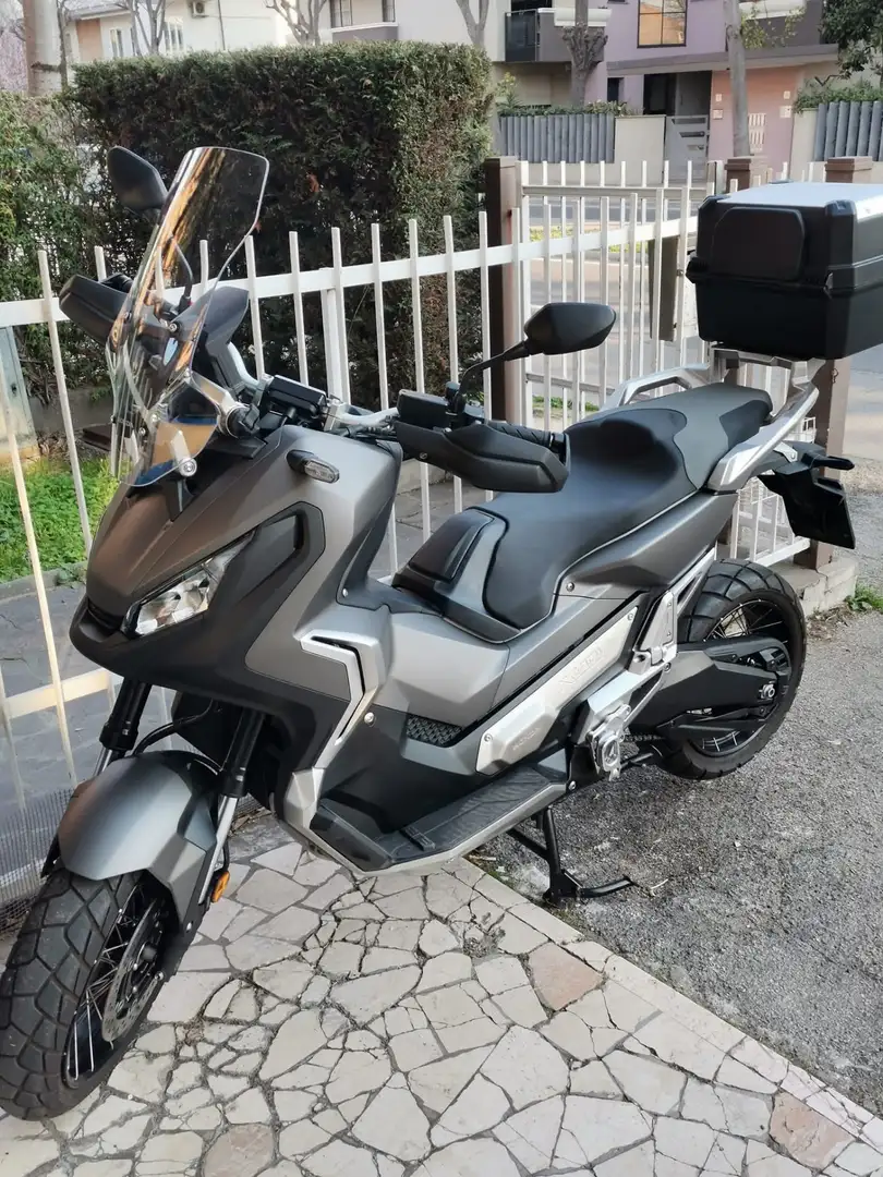 Honda X-ADV Gris - 2