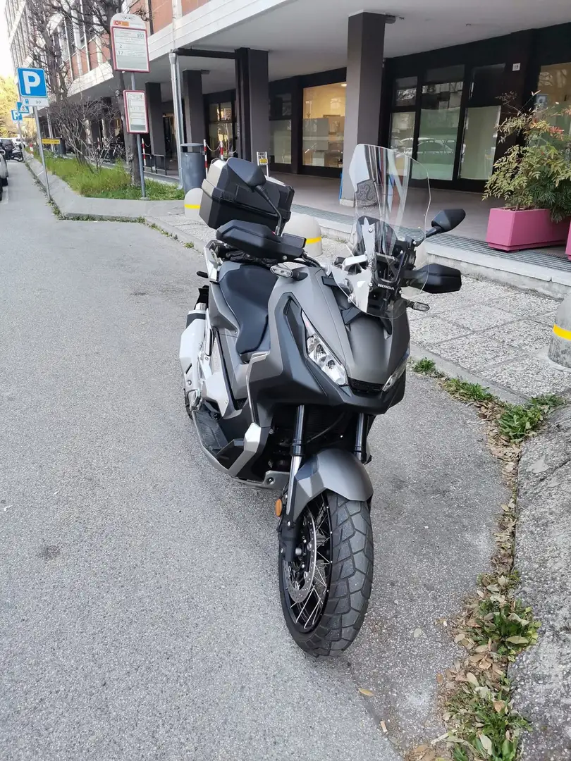 Honda X-ADV Gris - 1