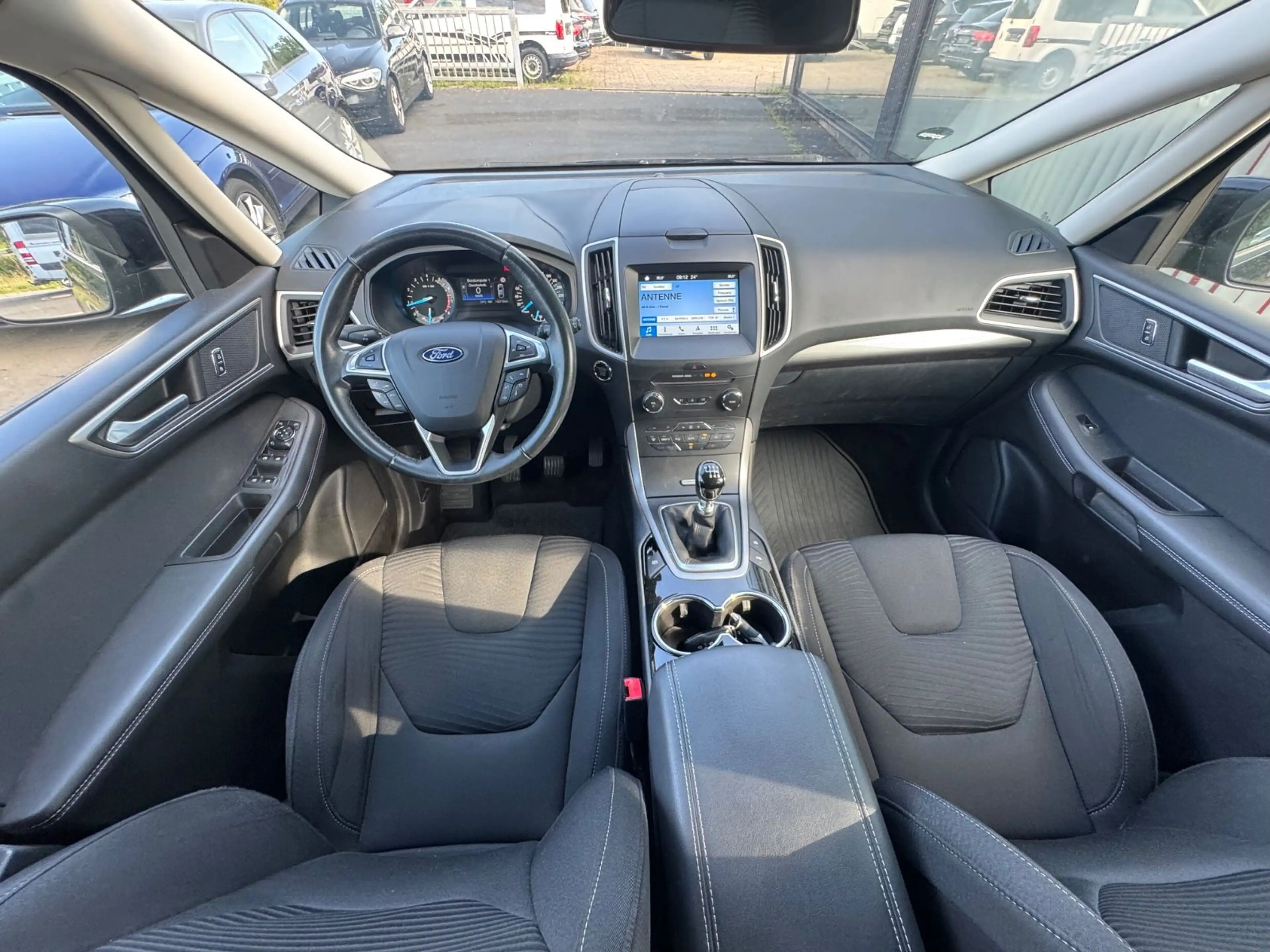 Ford S-Max S-MAX Business 7 Sitzer "Zahnriemen NEU" — photo 11