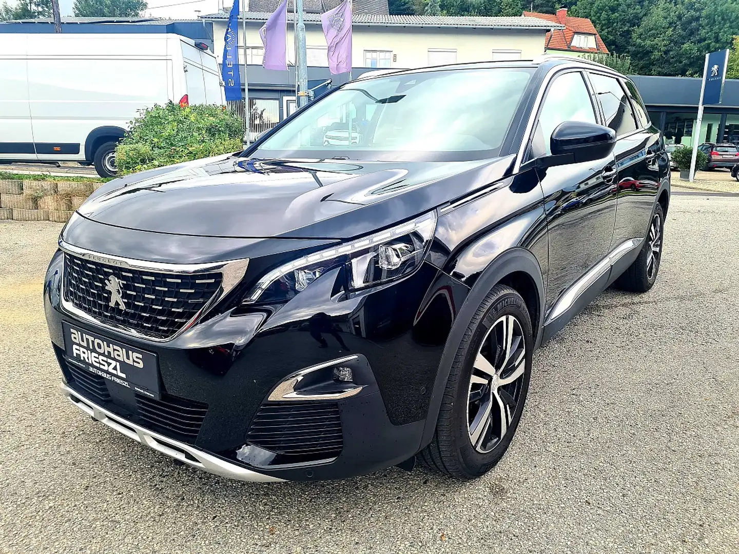 Peugeot 5008 BlueHDI 130 EAT8 Allure Pack Schwarz - 1