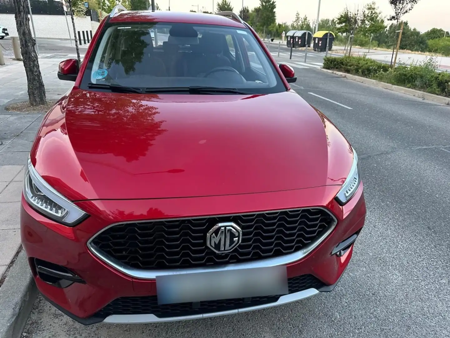 MG ZS 1.5 VTi-Tech Comfort 78kW Rojo - 1