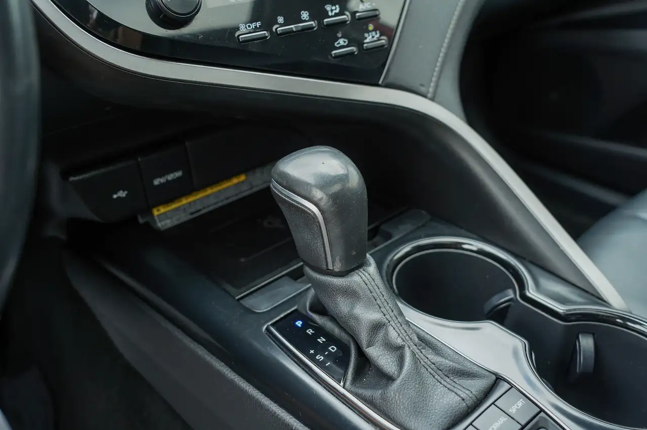 Toyota Camry снимка Toyota Camry