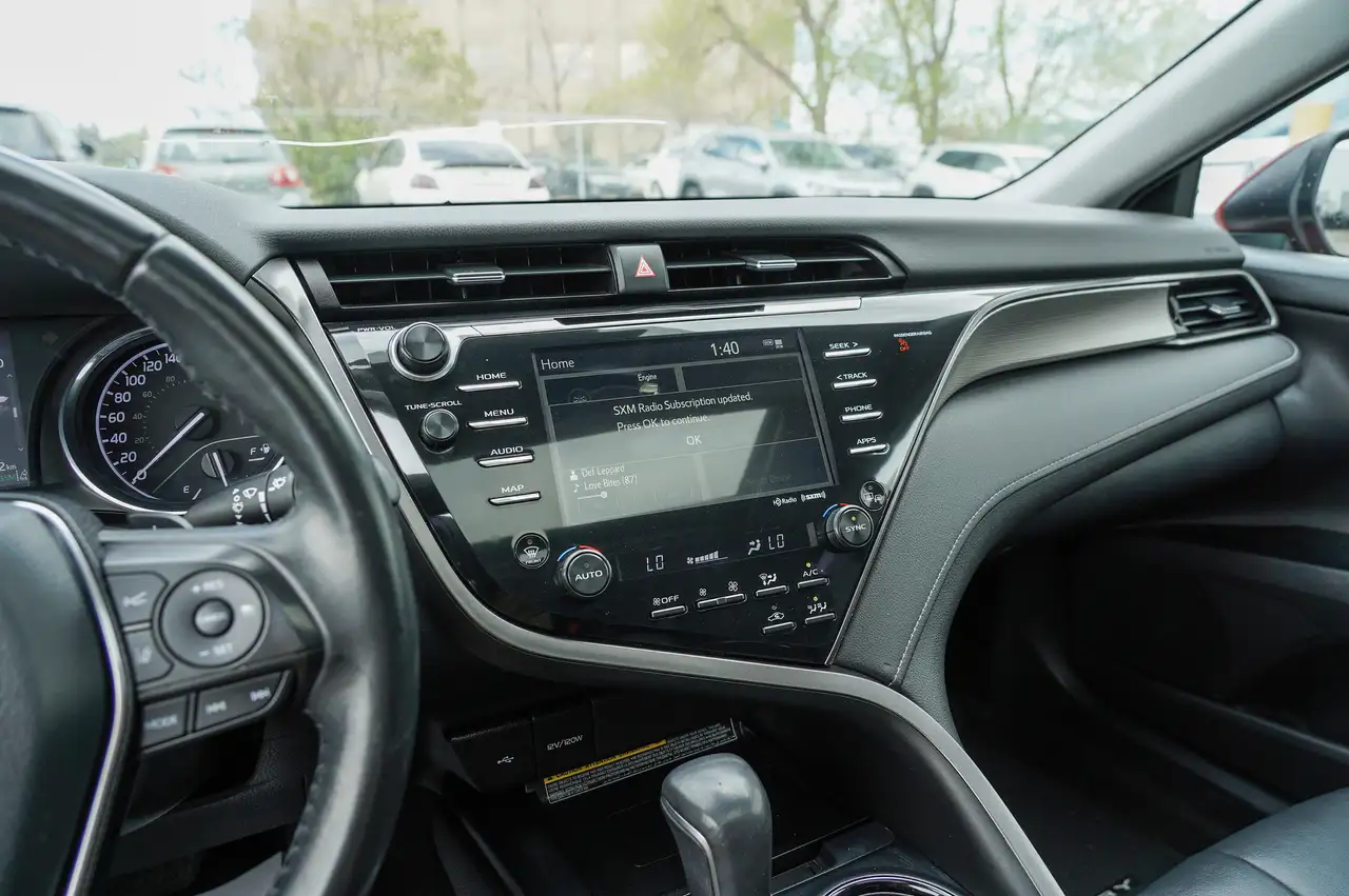 Toyota Camry снимка Toyota Camry