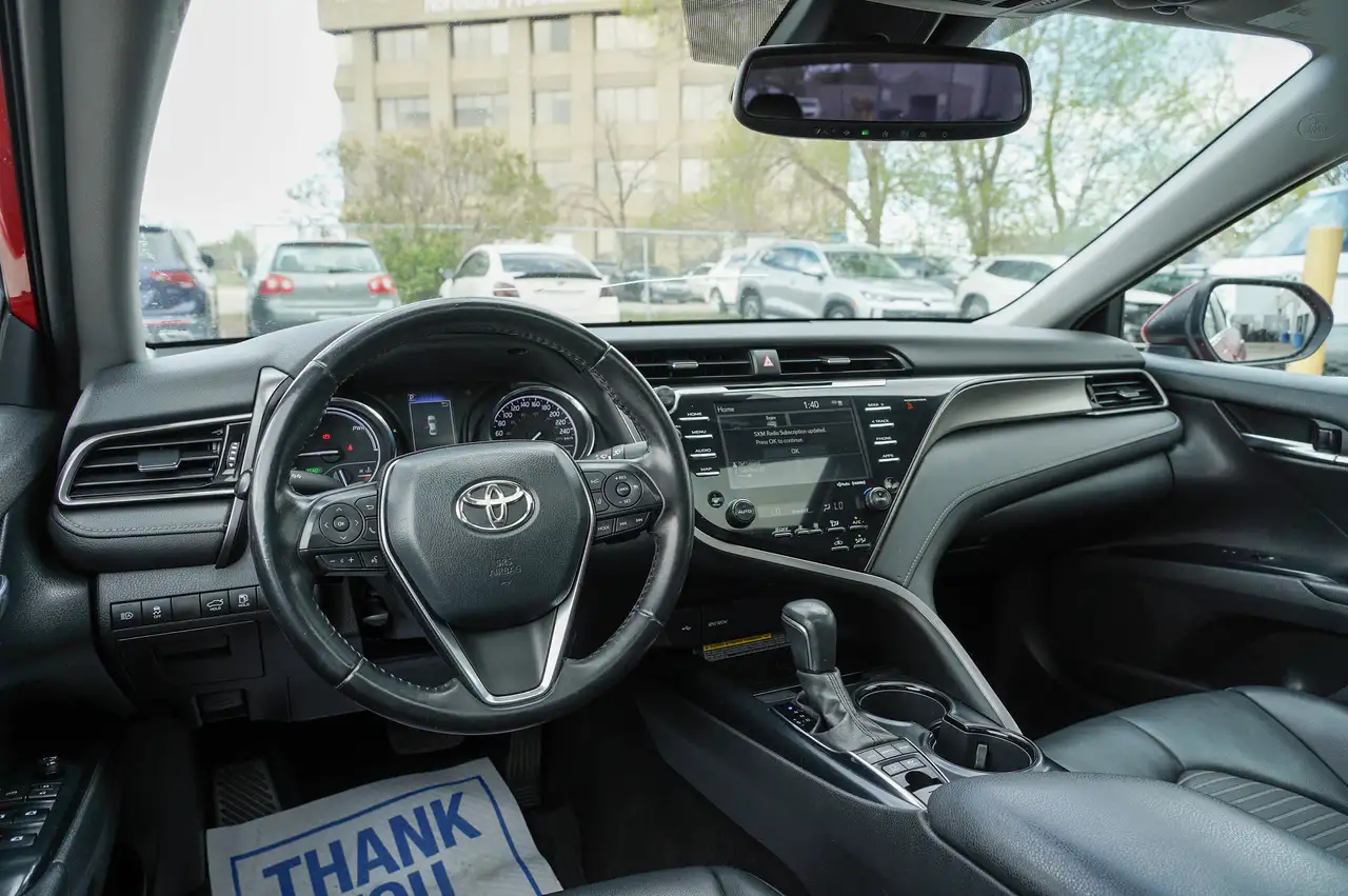 Toyota Camry снимка Toyota Camry