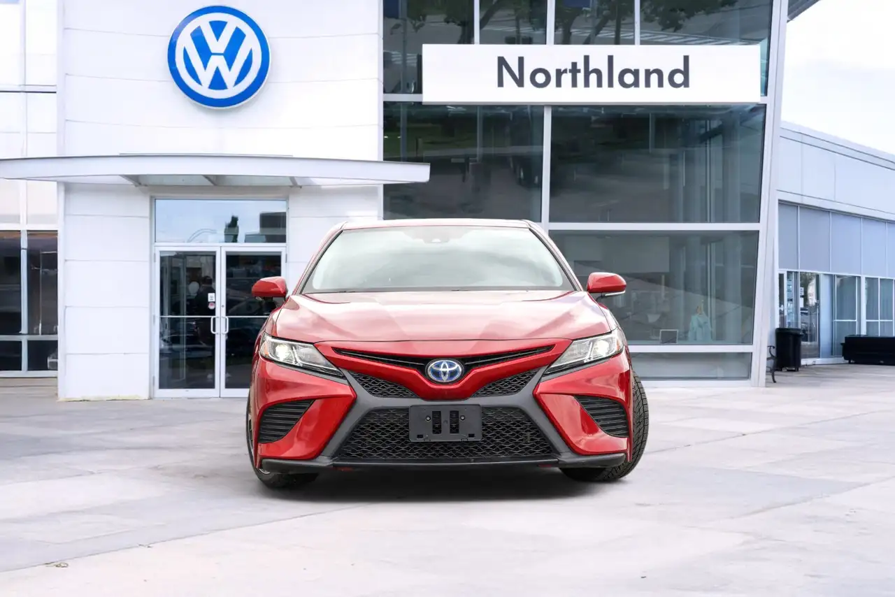 Toyota Camry снимка Toyota Camry