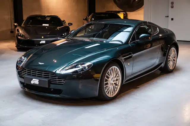 Aston Martin V8 Vantage 4.7L Coupe Sportshift