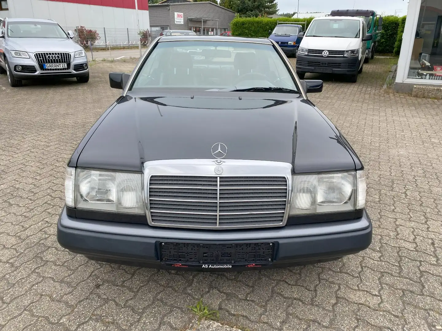 Mercedes-Benz CE 230 H-Kennzeichen Klima Leder Top Zustand Noir - 2