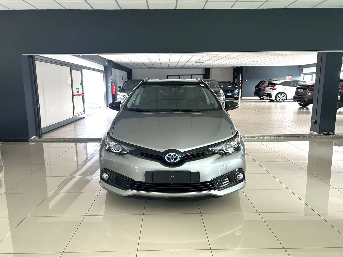 Toyota Auris Auris Touring Sports 1.8 Hybrid Black Edition Grigio - 2
