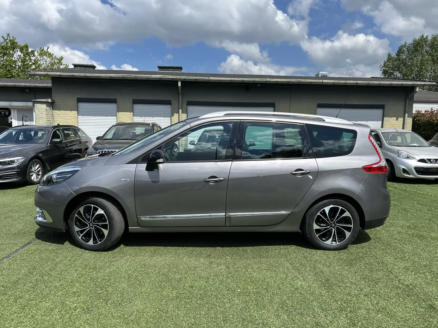 Renault Grand Scenic Scénic 1.5 dCi Bose Edition 7pl.*CAMERA*CRUISE Gris - 2
