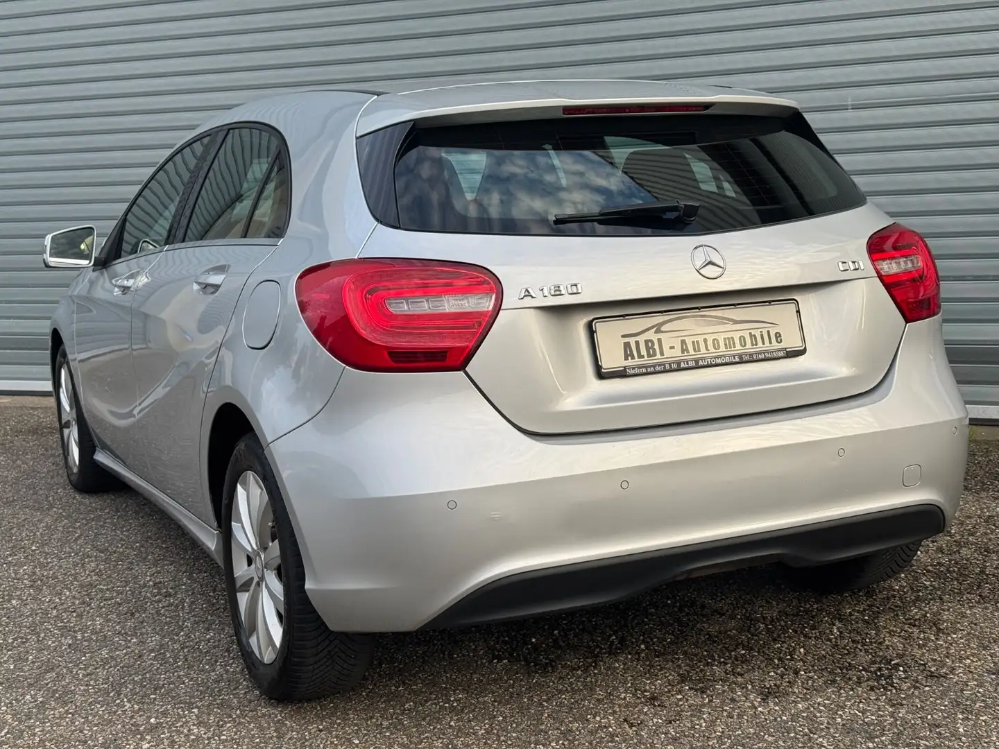 Mercedes-Benz A 180 CDI BlueEfficiency PDC NAVI XENON GRA** Silber - 2