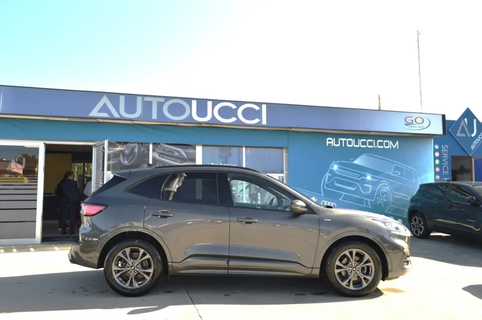 Ford Kuga 1.5 EcoBlue 120 CV 2WD ST-Line Grau - 2