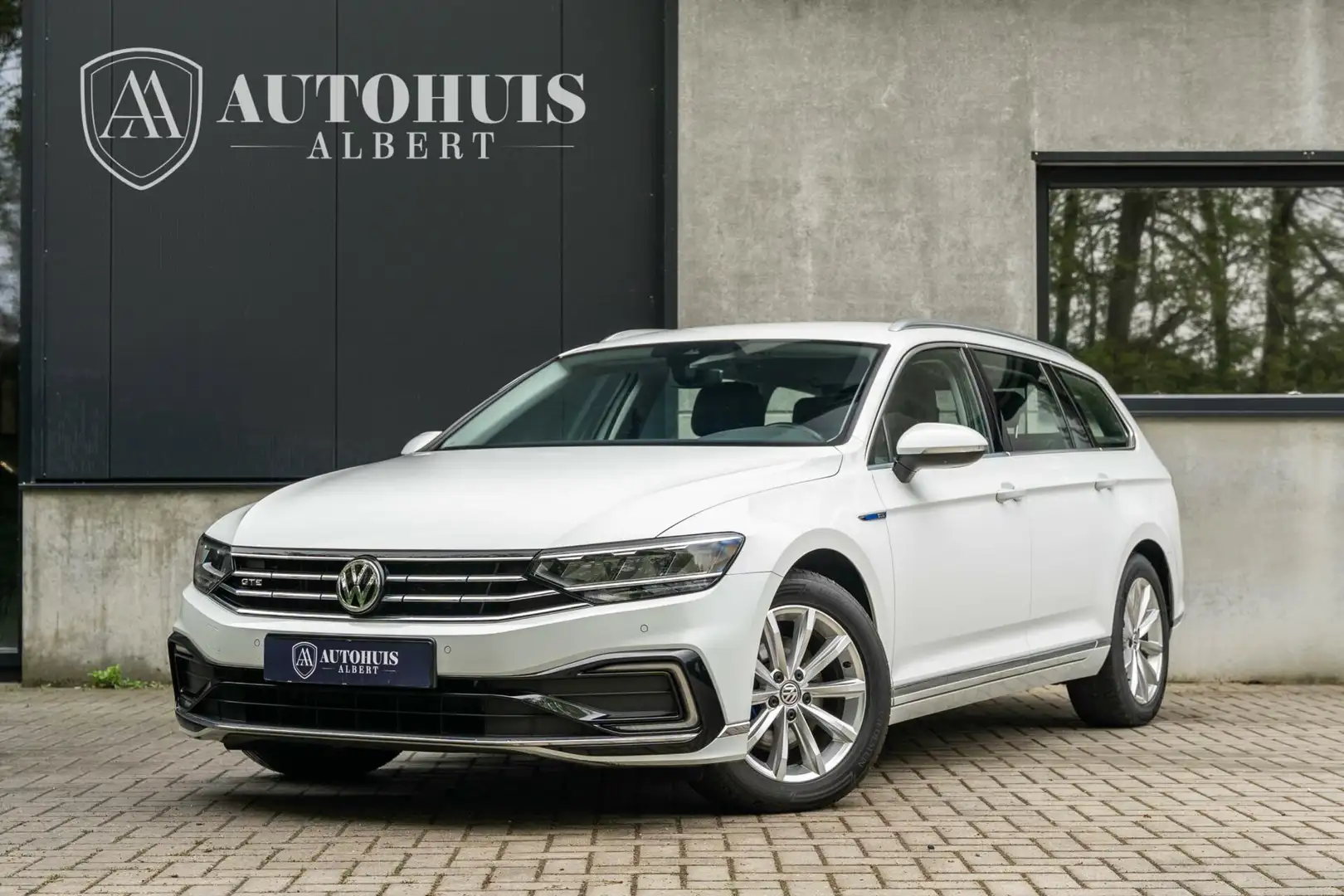 Volkswagen Passat Variant 1.4 TSI PHEV GTE Business Trekhaak Blanco - 1