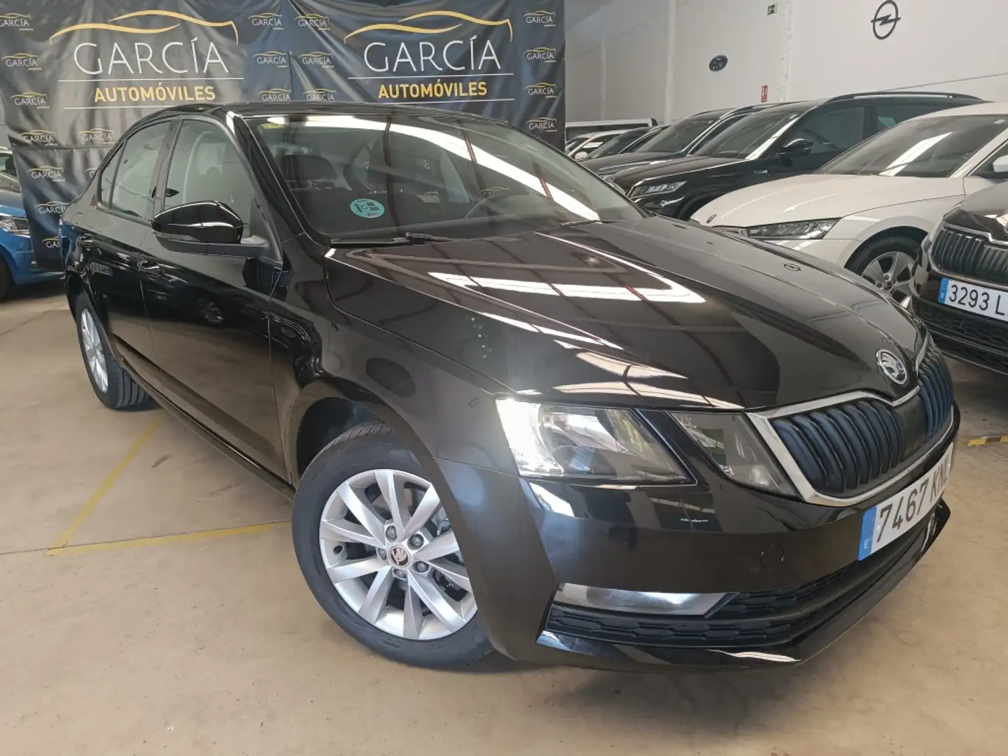 Skoda Octavia 2.0TDI CR Ambition 110kW Negro - 1