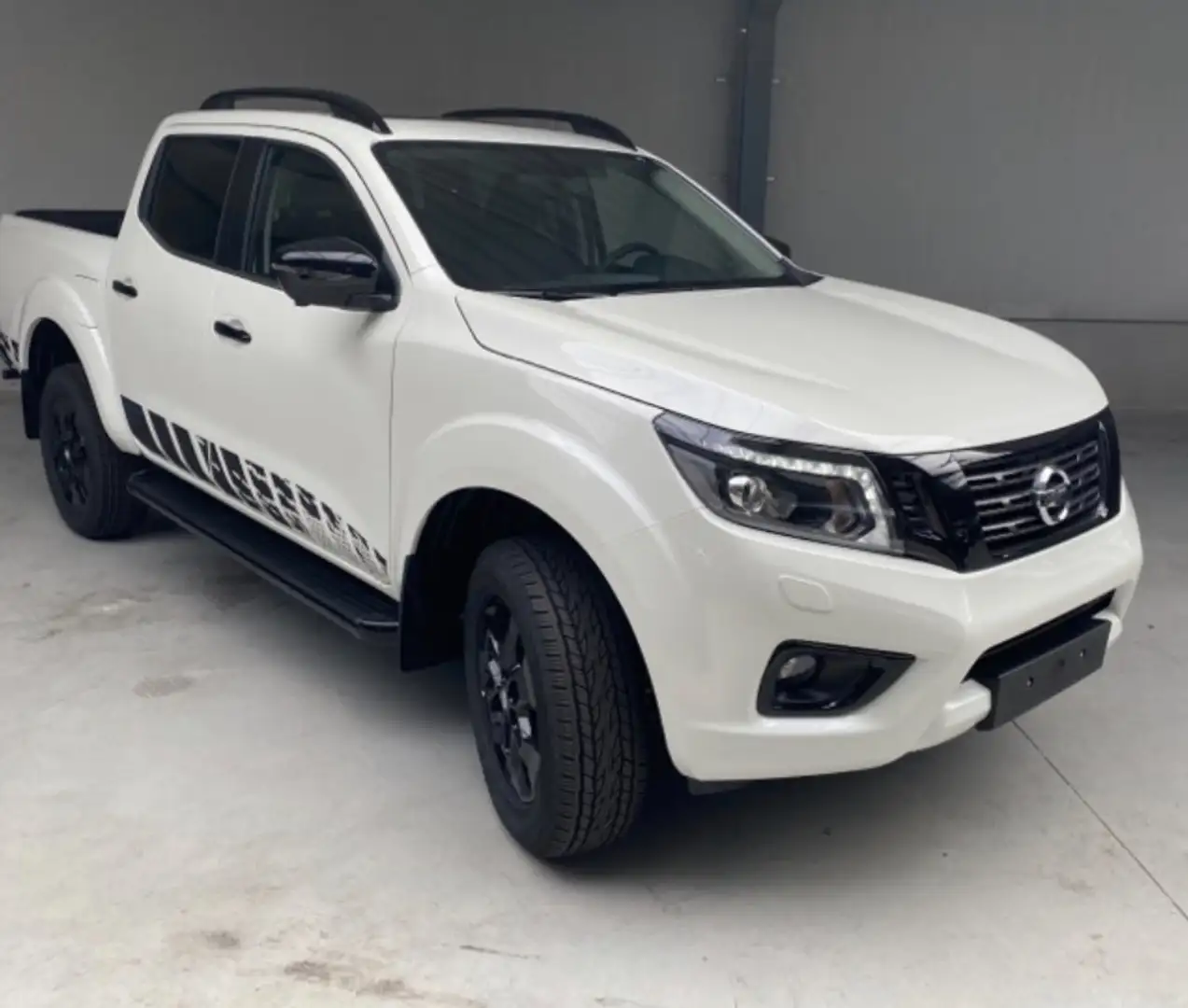 Nissan Navara N Guard - 2