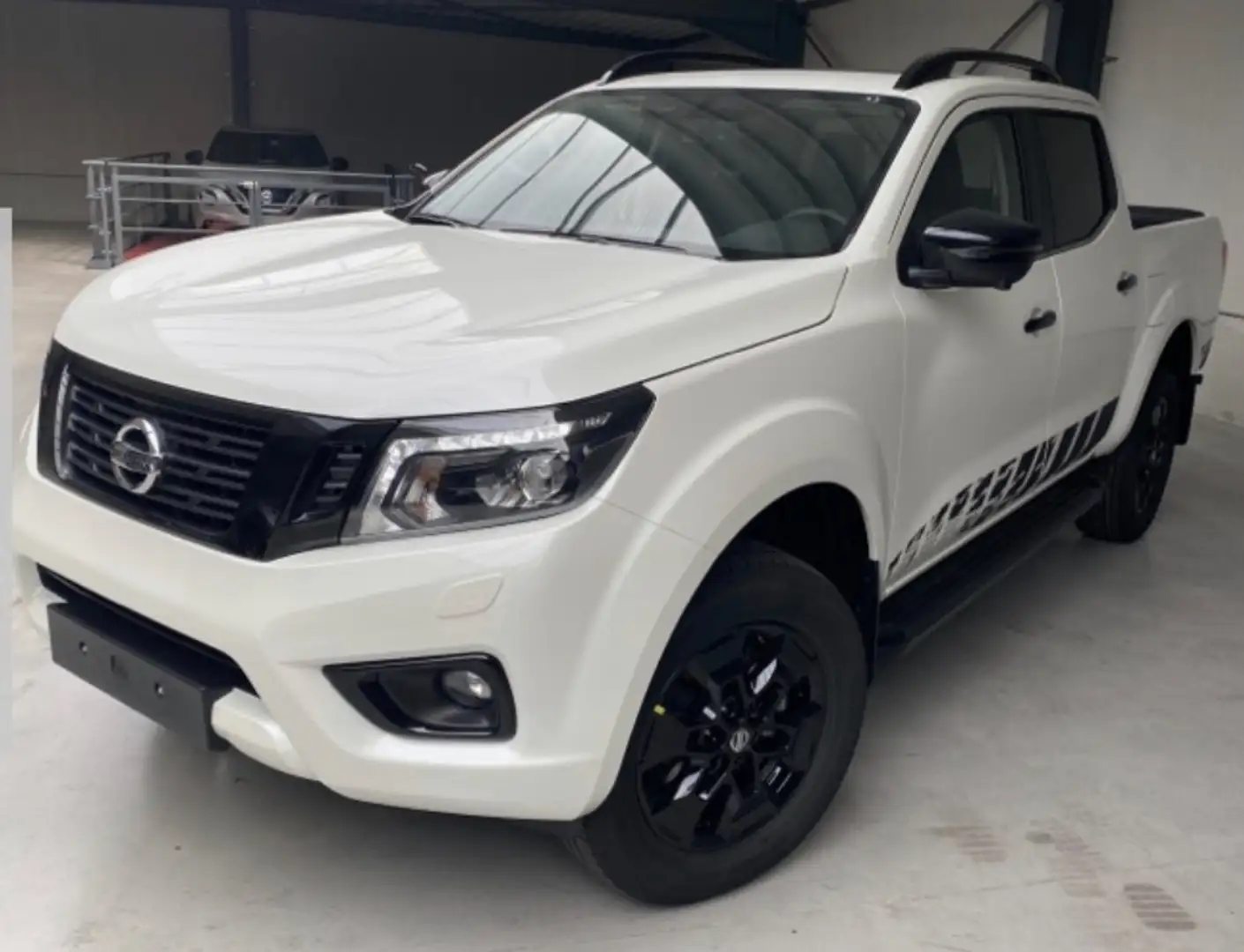 Nissan Navara N Guard - 1