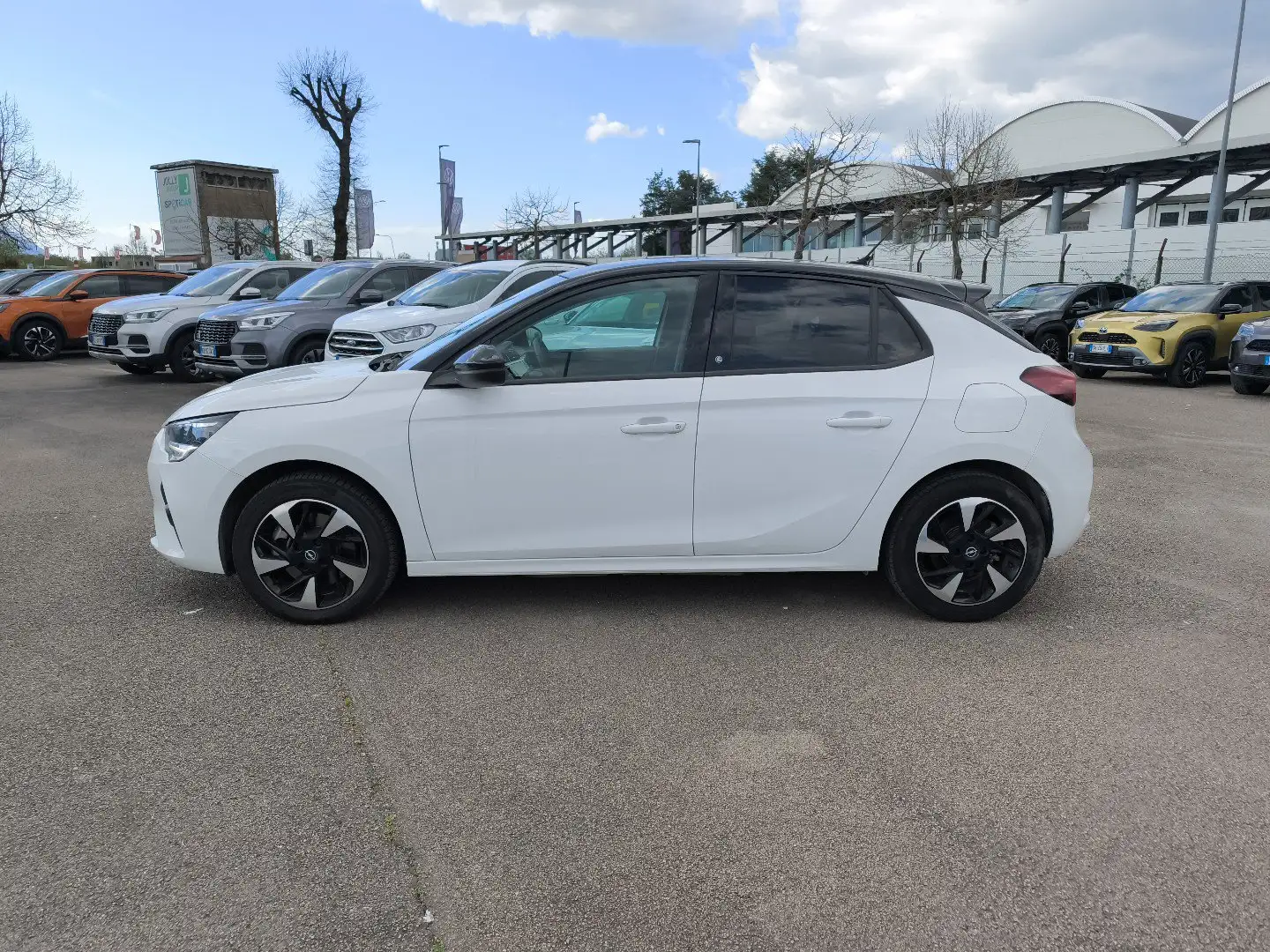 Opel Corsa-e design &Tech Bianco - 2