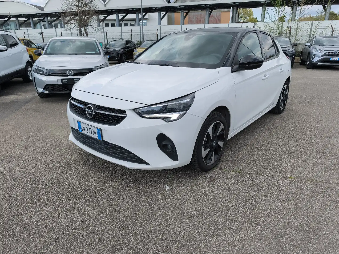 Opel Corsa-e design &Tech Bianco - 1
