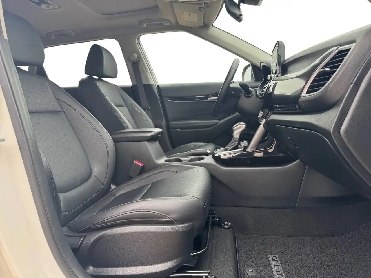 Kia Seltos снимка Kia Seltos
