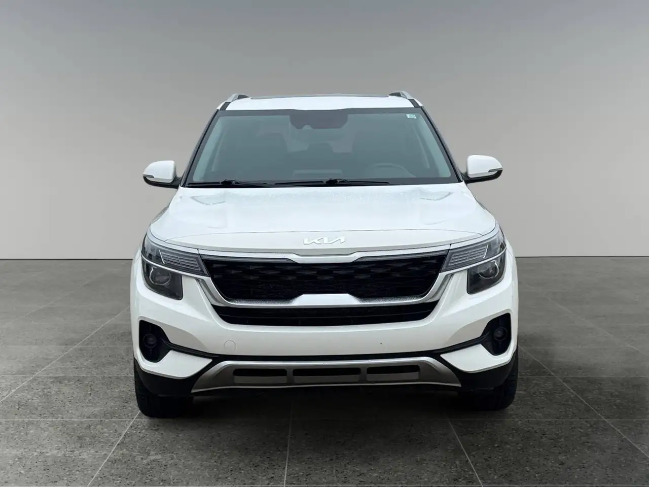 Kia Seltos снимка Kia Seltos
