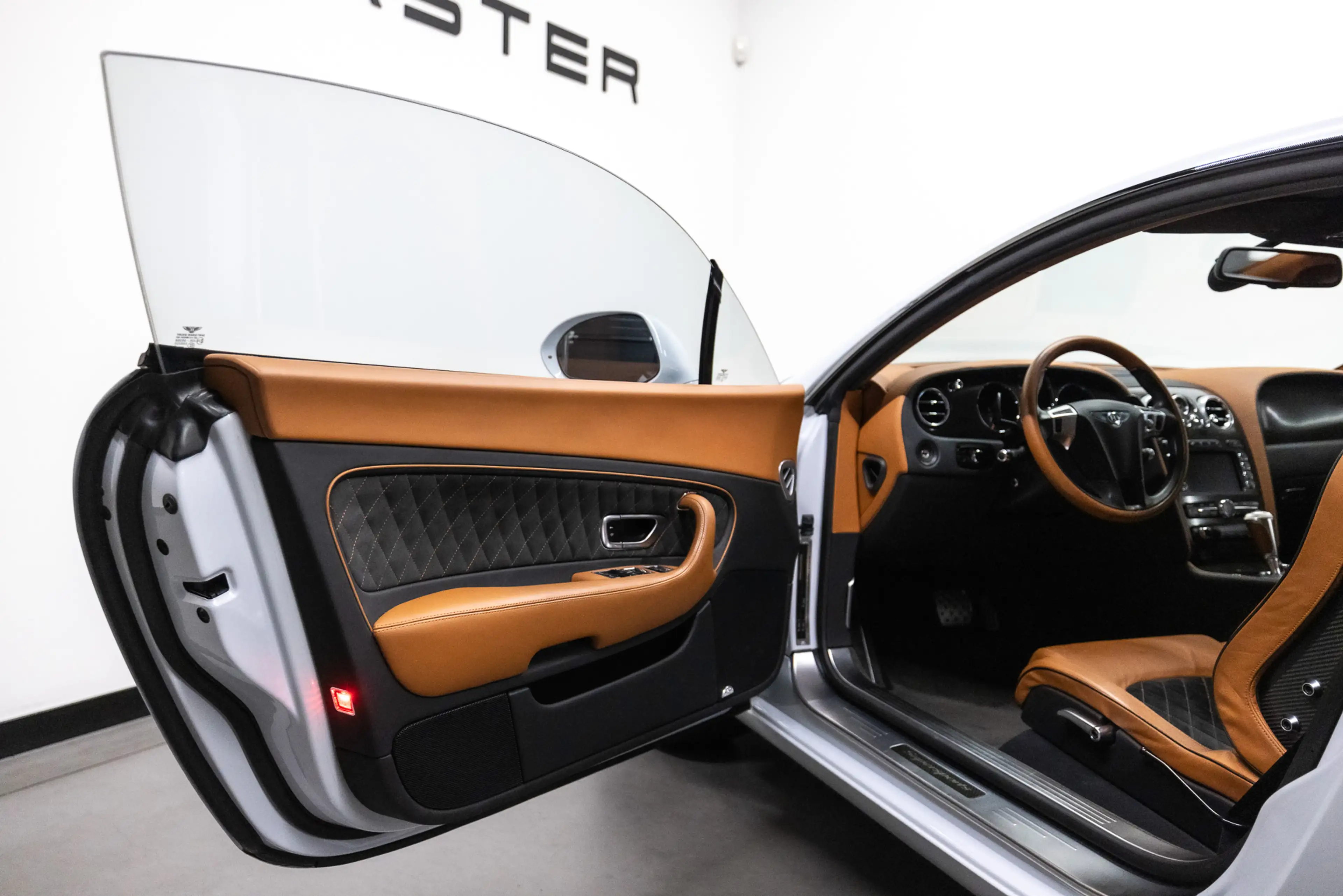 Bentley Continental GT 6.0 W12 Supersports Btw auto, Fiscale waarde € 22. — photo 14