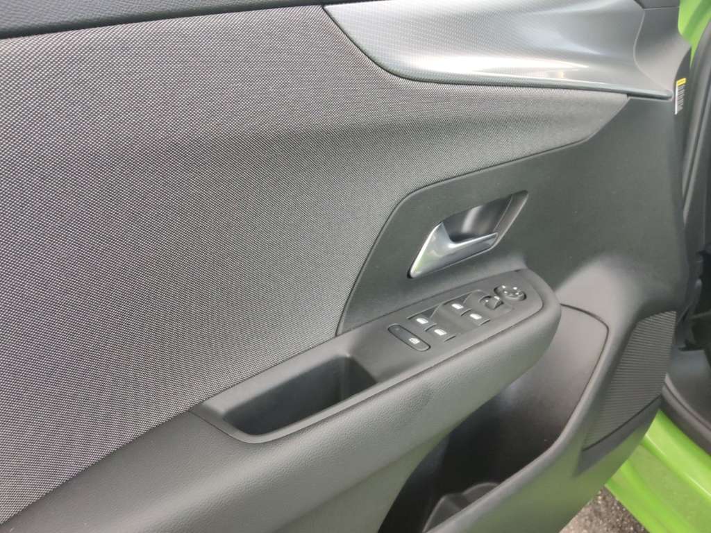 Opel Mokka E