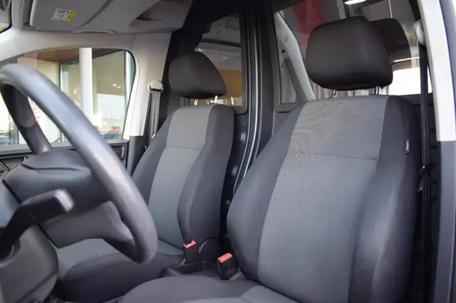 Volkswagen Caddy view 5