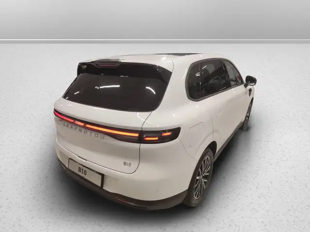 Leapmotor B10 view 6
