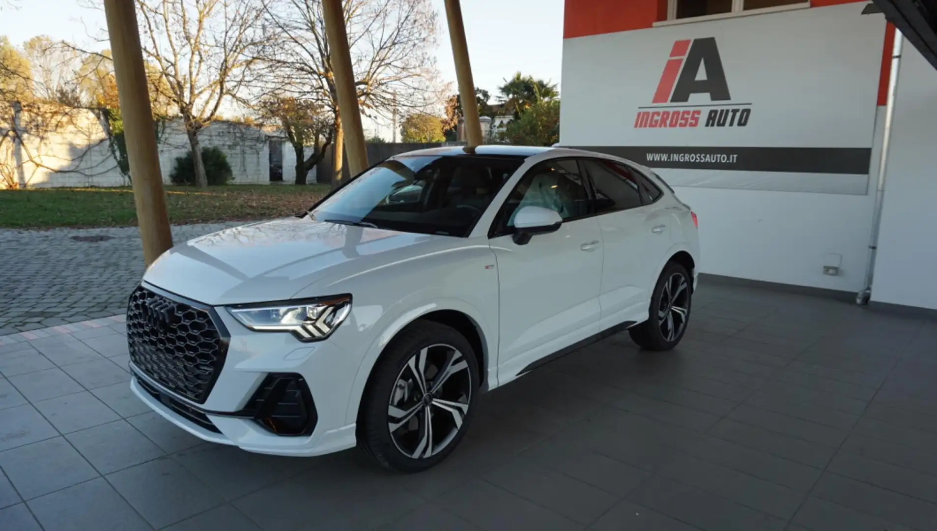 Audi Q3 SPB 40 TDI quattro S tronic S line edition Blanc - 1