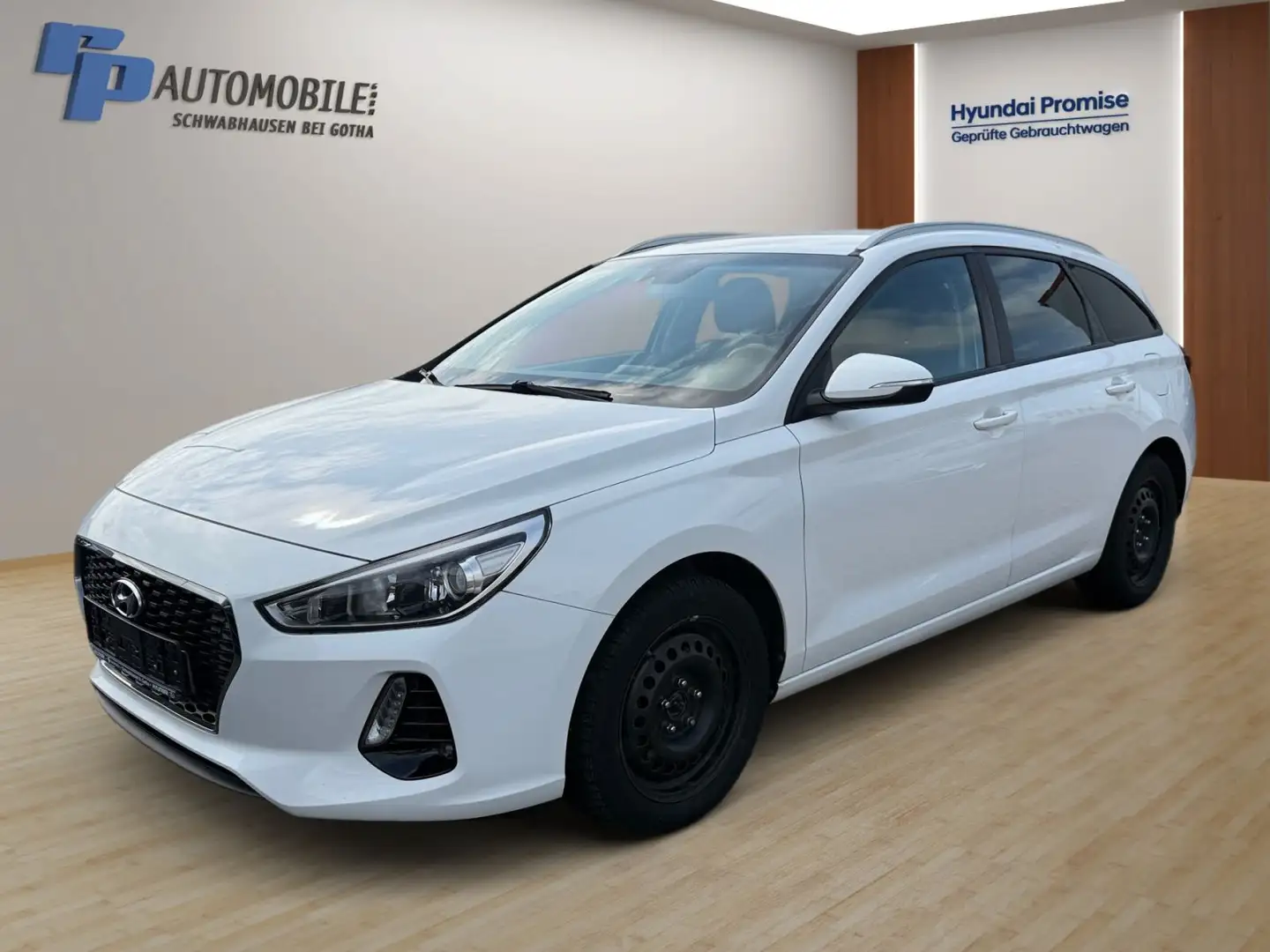 Hyundai i30 cw 1.4 Comfort ISG Blanc - 1