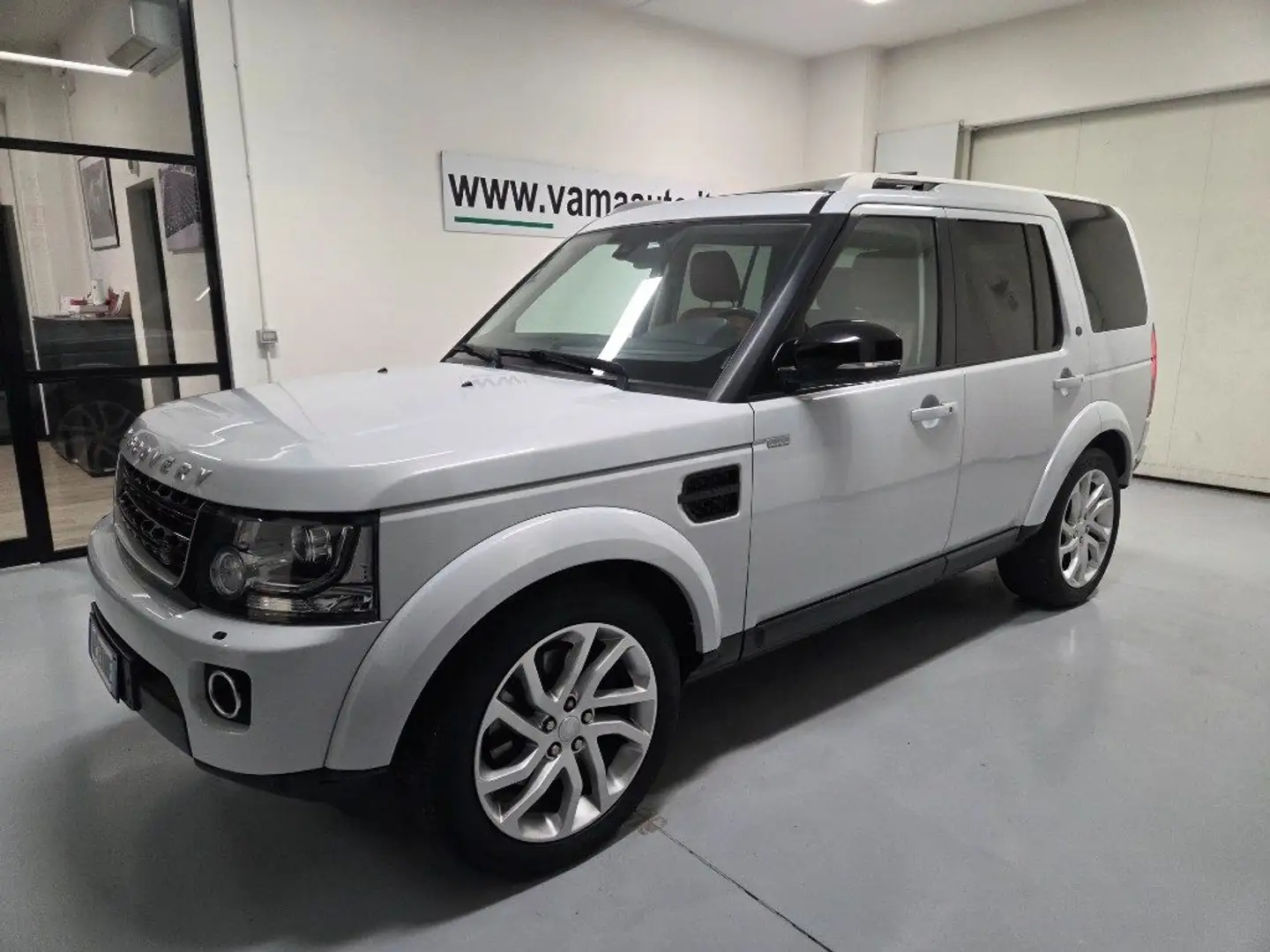 Land Rover Discovery 4 3.0 SDV6 Landmark Edition E6B Blanc - 1