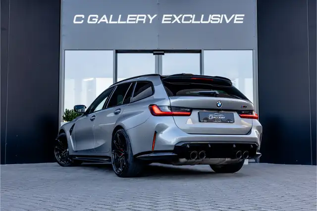 BMW M3 view 5