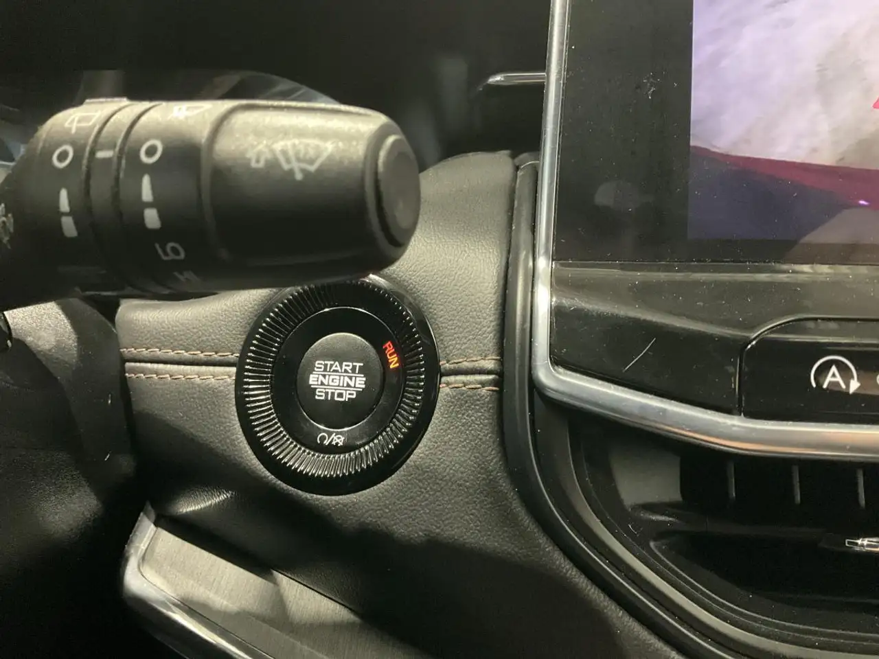 Jeep Compass снимка Jeep Compass