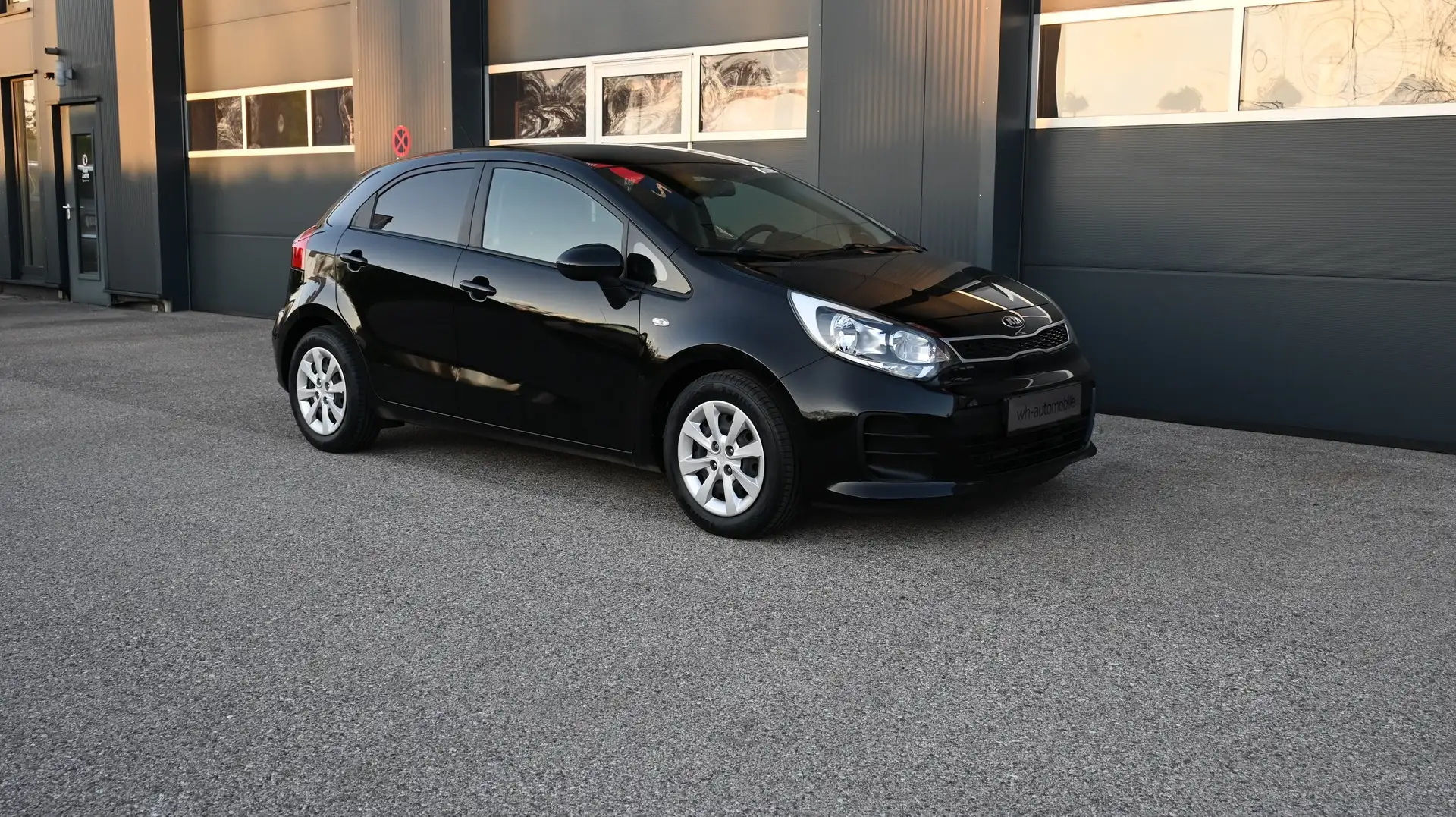 Kia Rio Rio 1,2 MPI Titan Schwarz - 2
