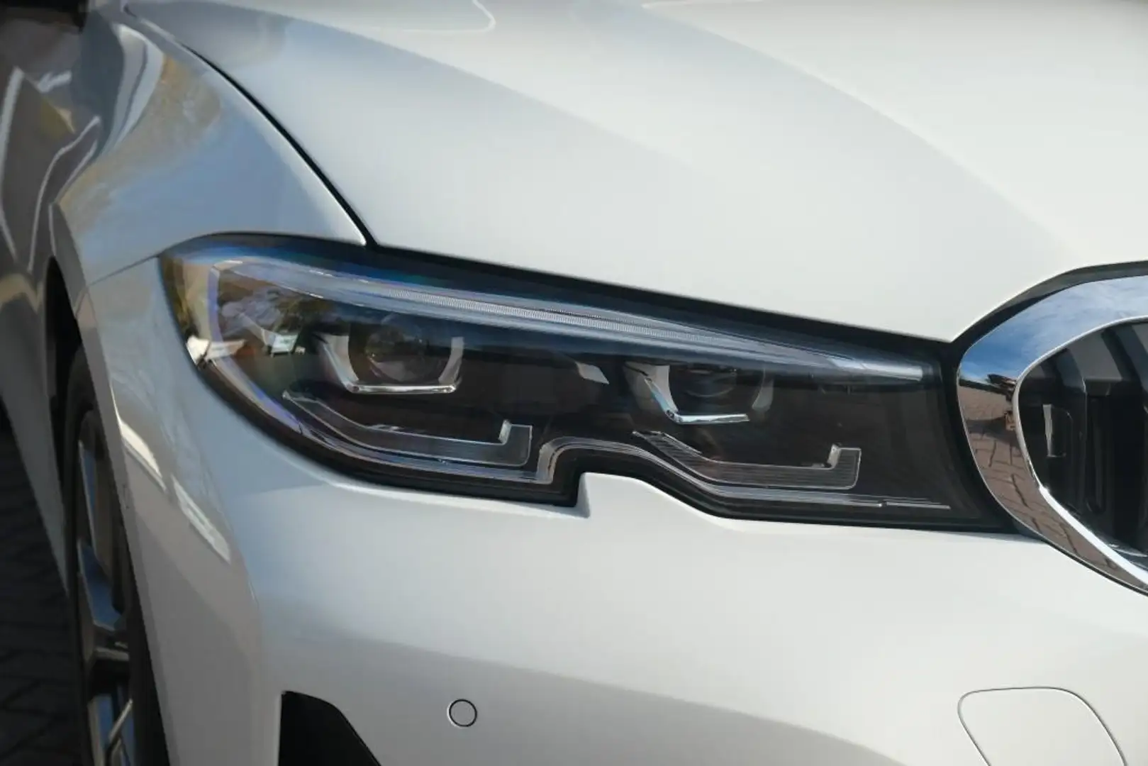 BMW 330 3-serie 330e eDrive 292pk Edition | Navi | App Con Blanc - 2