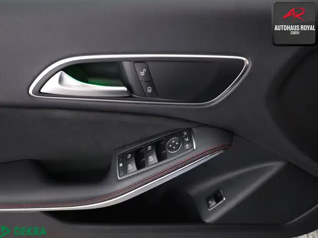Mercedes-Benz CLA view 13