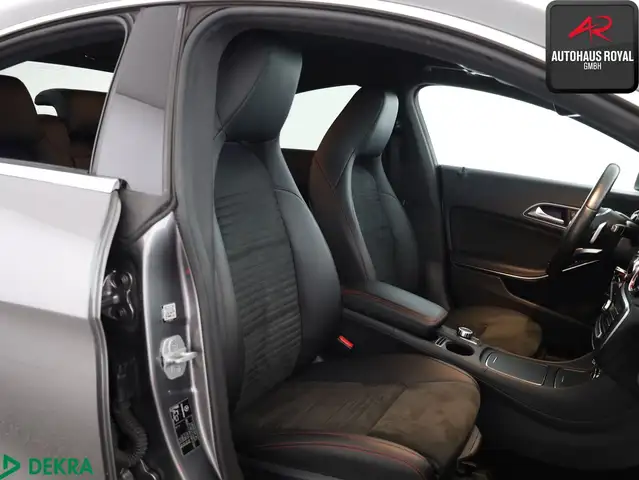 Mercedes-Benz CLA view 10