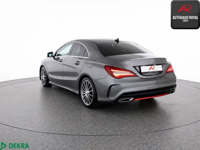 Mercedes-Benz CLA view 3