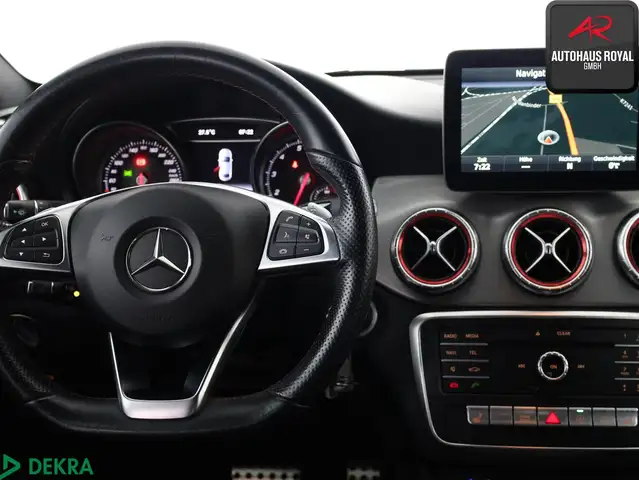 Mercedes-Benz CLA view 15