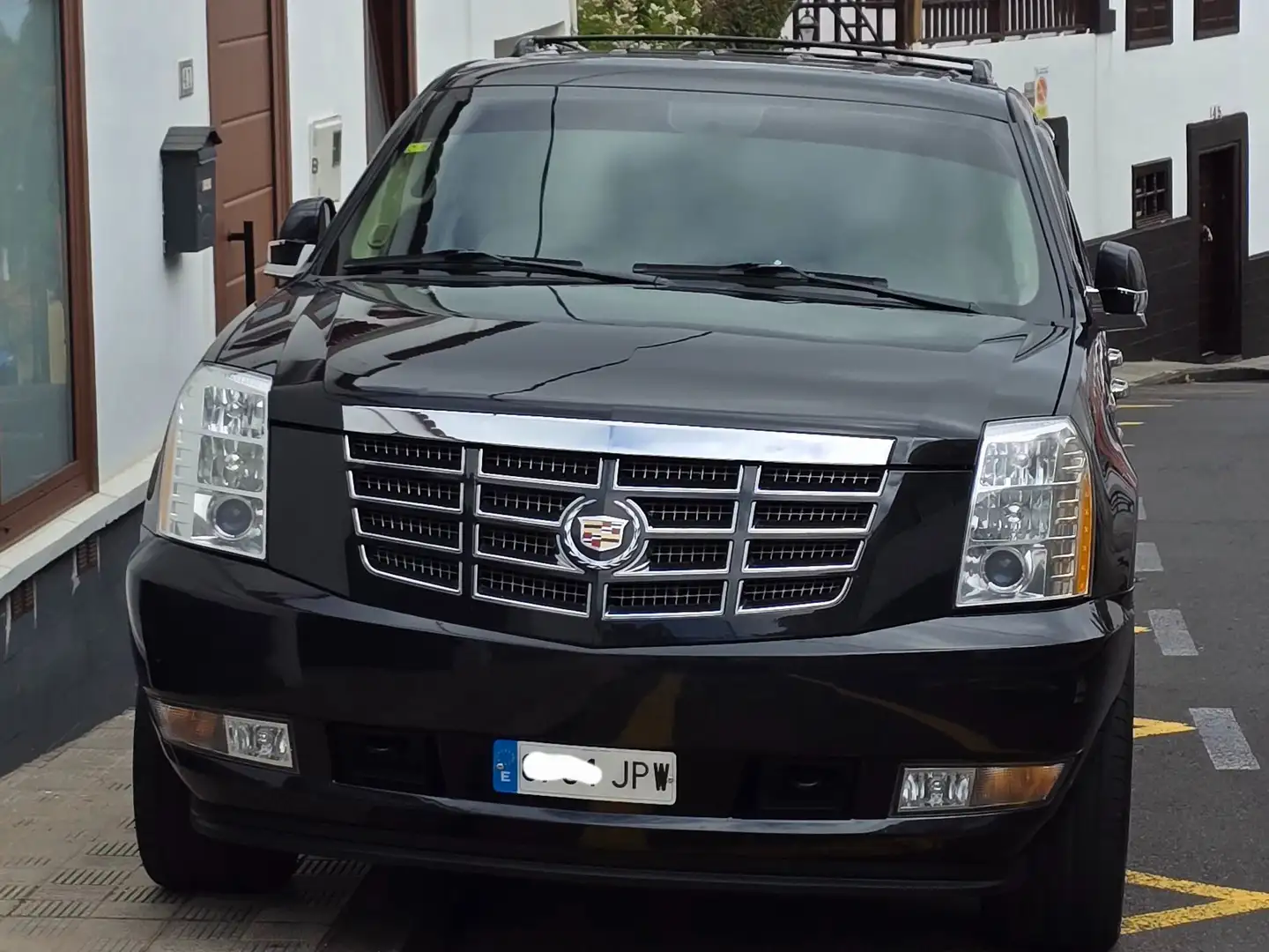 Cadillac Escalade Escalade 6.2 V8 Sport Luxury Aut. Schwarz - 2