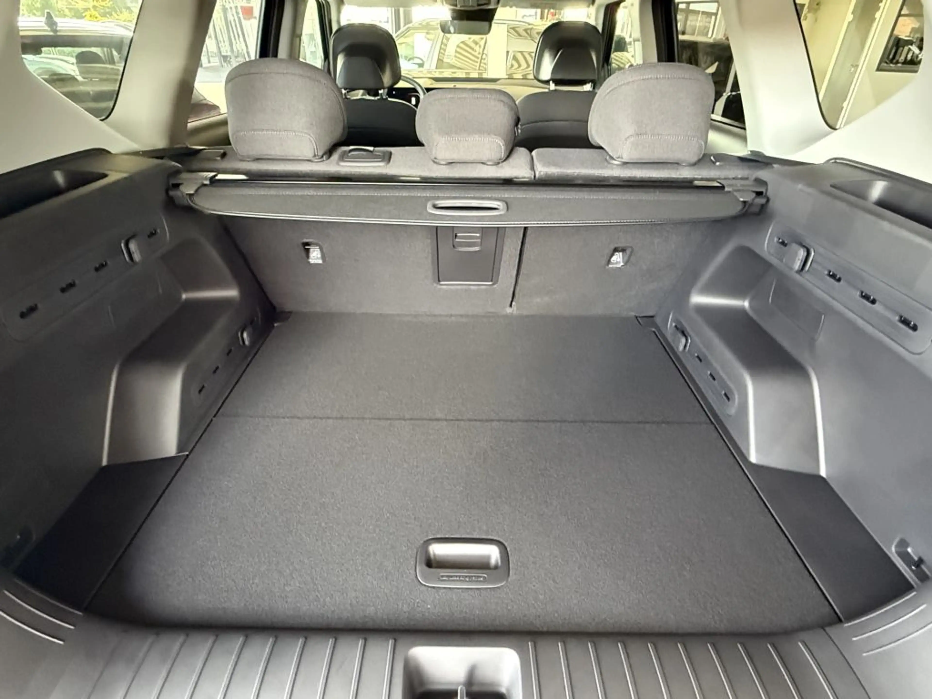Kia EV5 81,4-kWh Air — photo 10