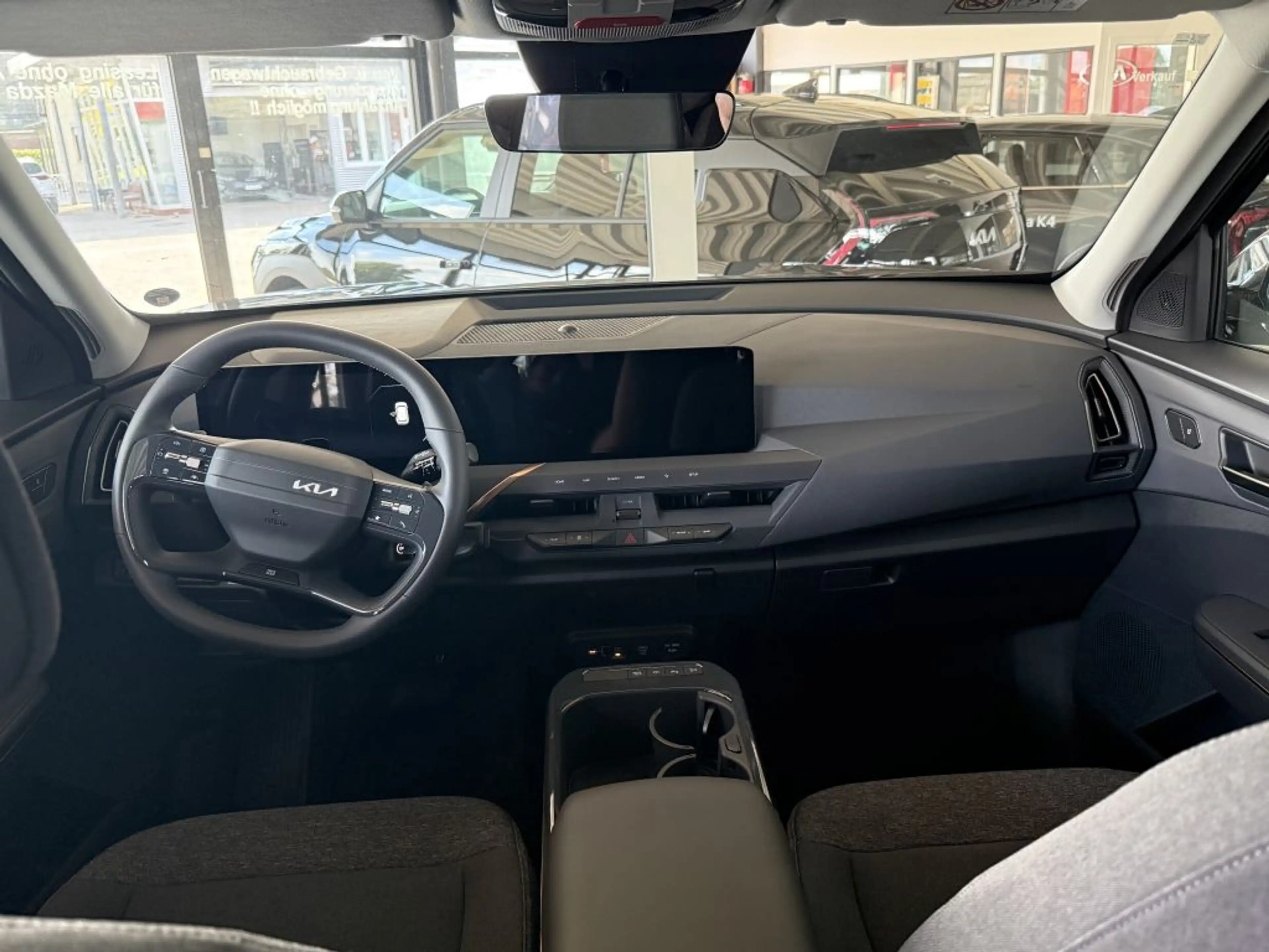 Kia EV5 81,4-kWh Air — photo 7