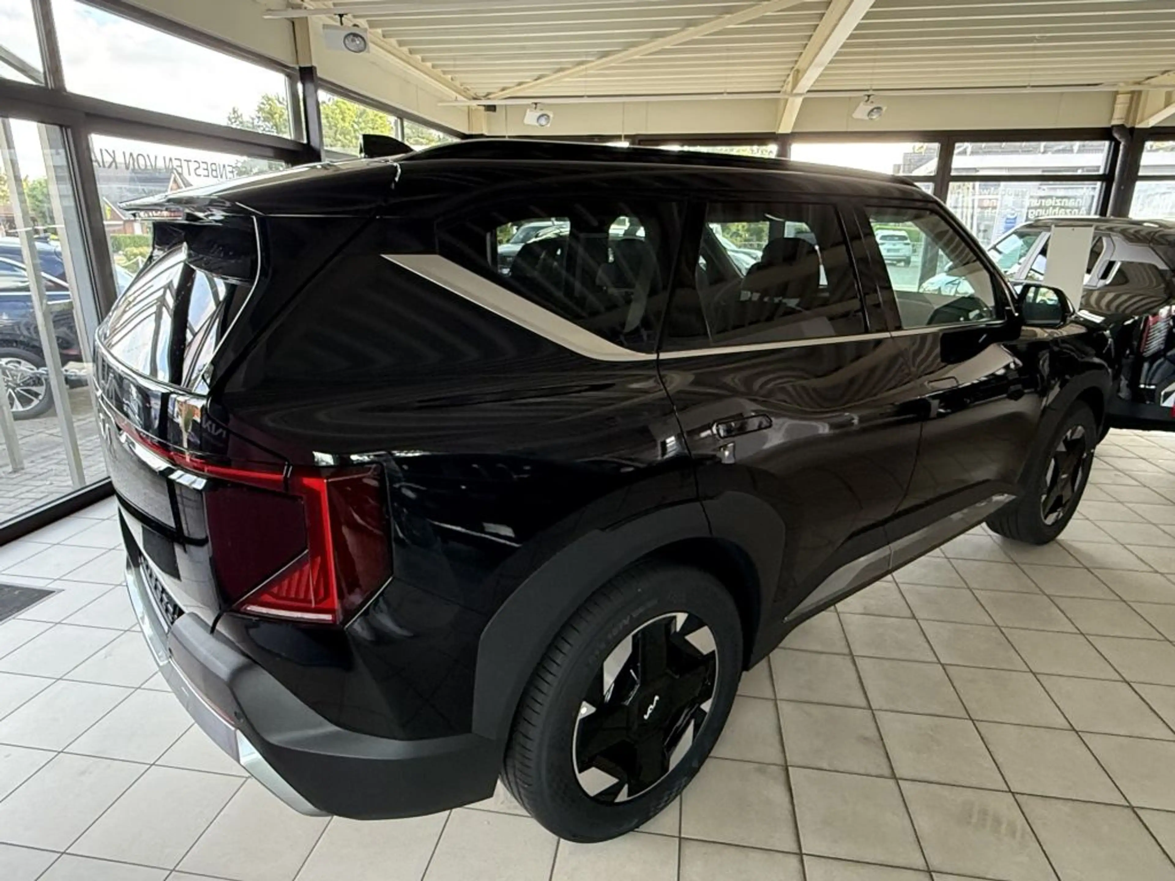 Kia EV5 81,4-kWh Air — photo 4