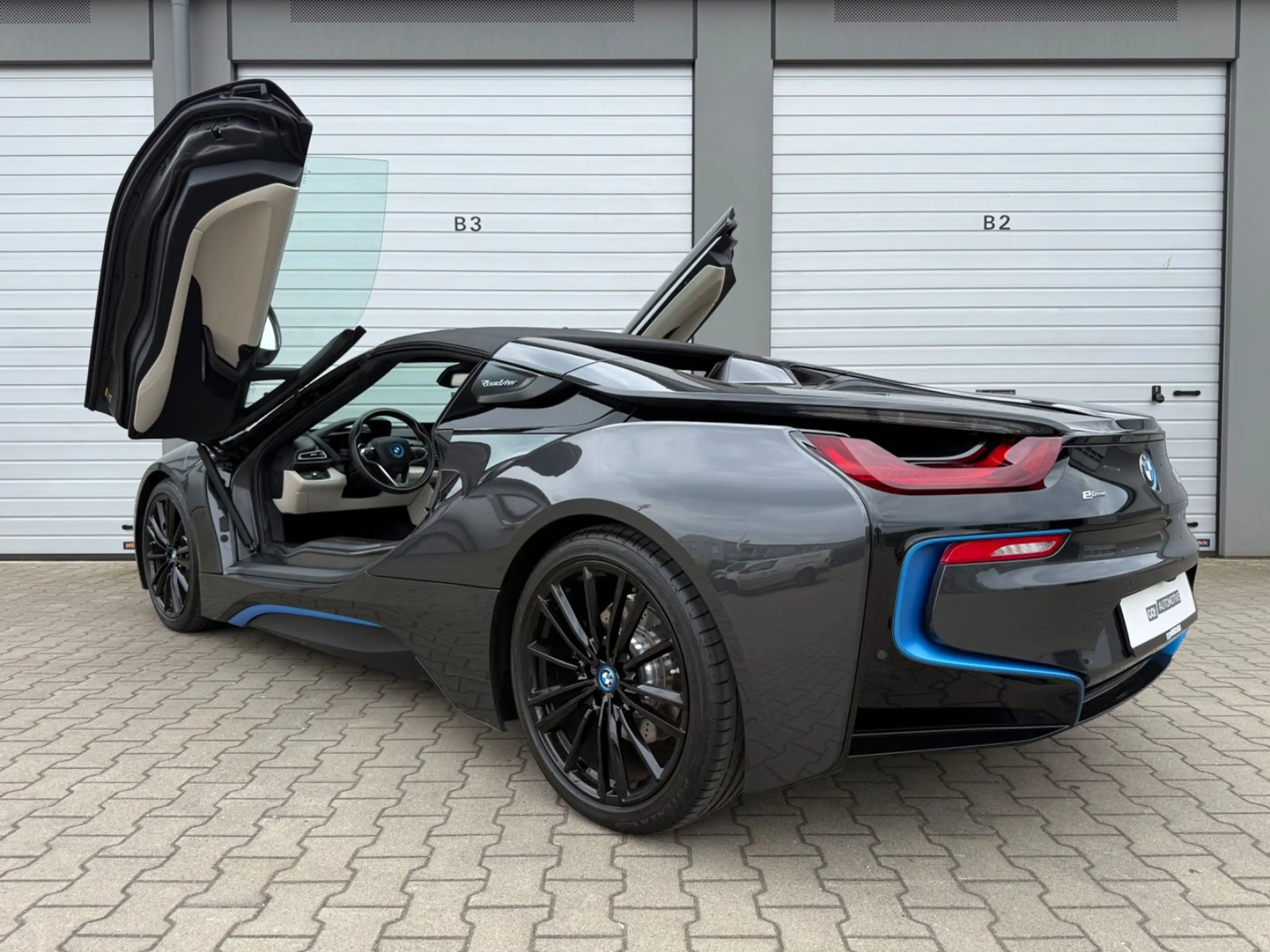 BMW i8 Roadster First Edition+limited+ONE / 200!!! — photo 8