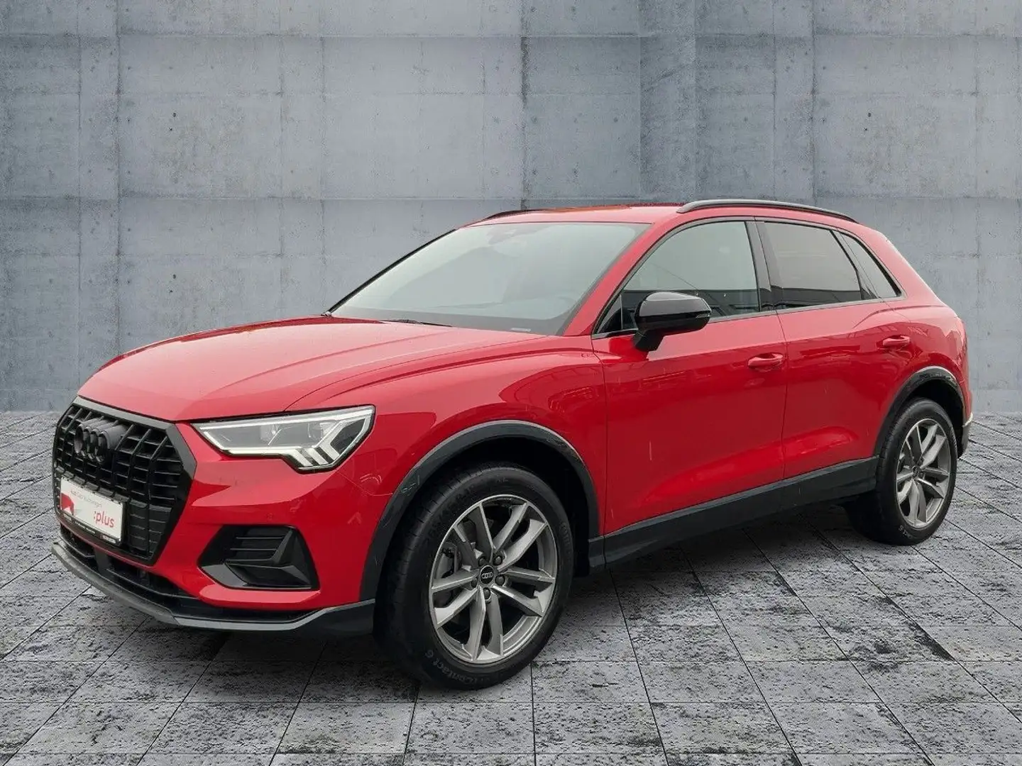 Audi Q3 40 TFSI QU S-TR ADVANCED LED+NAVI+PDC+AHK+19" Rot - 2