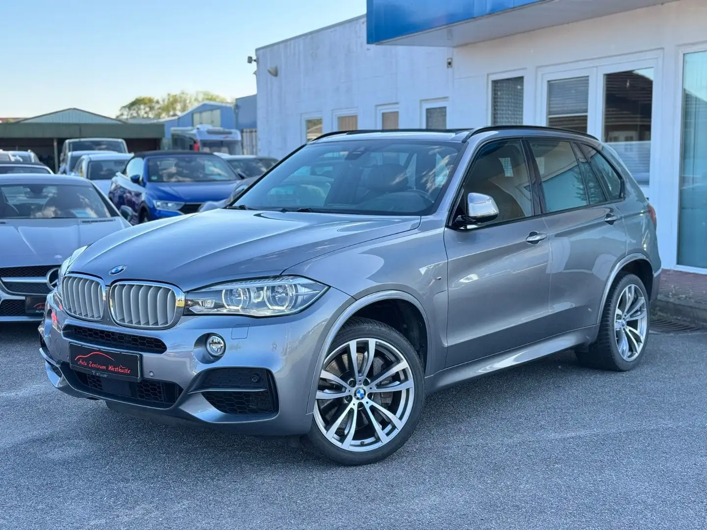 BMW X5 M d AHK 360° PANO Standhzng. Harman Kardon Gri - 2