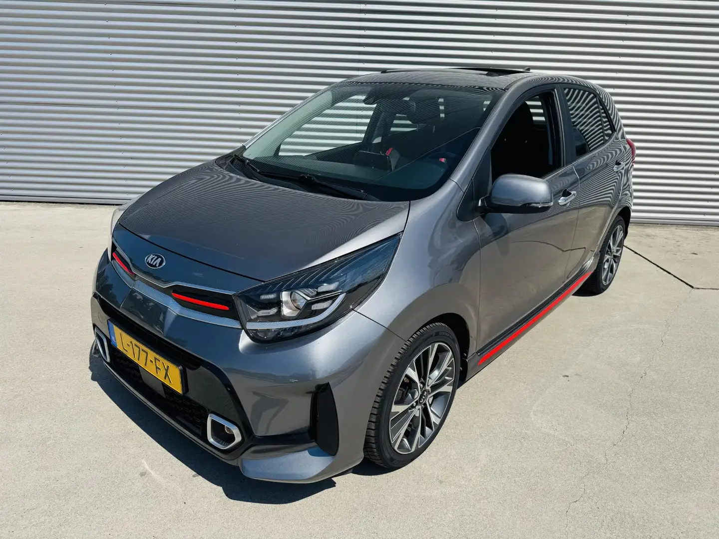 Kia Picanto 1.0 T-GDi GT-Line 5p 100pk | Sunroof | Stoel&Stuur Grijs - 2