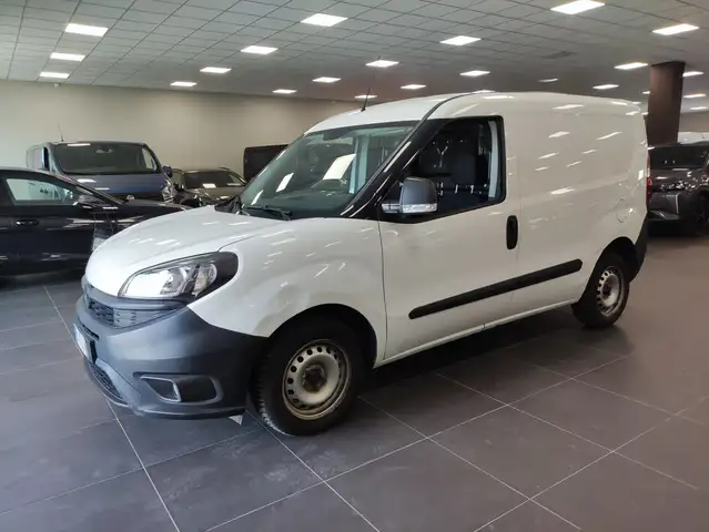 Fiat Doblo cargo ch1 business 1.3 95 cv officina mobile E 6D